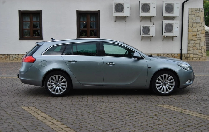 Opel Insignia cena 21900 przebieg: 334000, rok produkcji 2010 z Narol małe 121